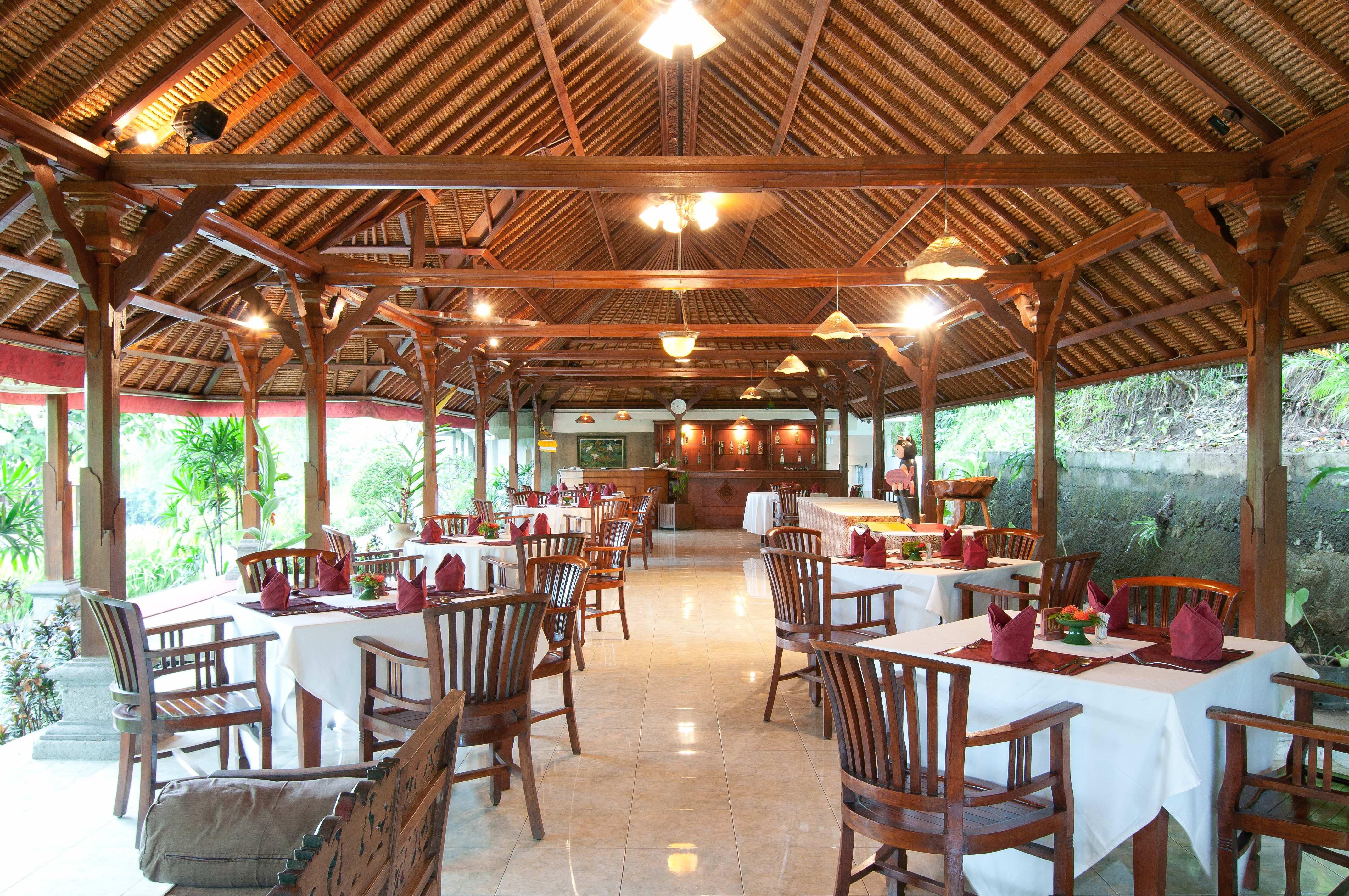Santi Mandala Villa & Spa Sukawati Restaurante foto